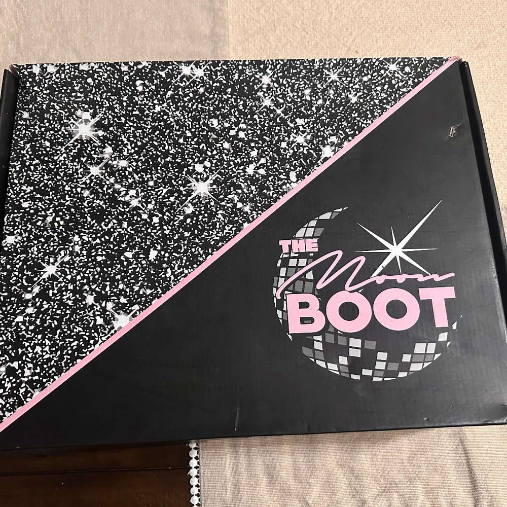 Moon Boots Skates